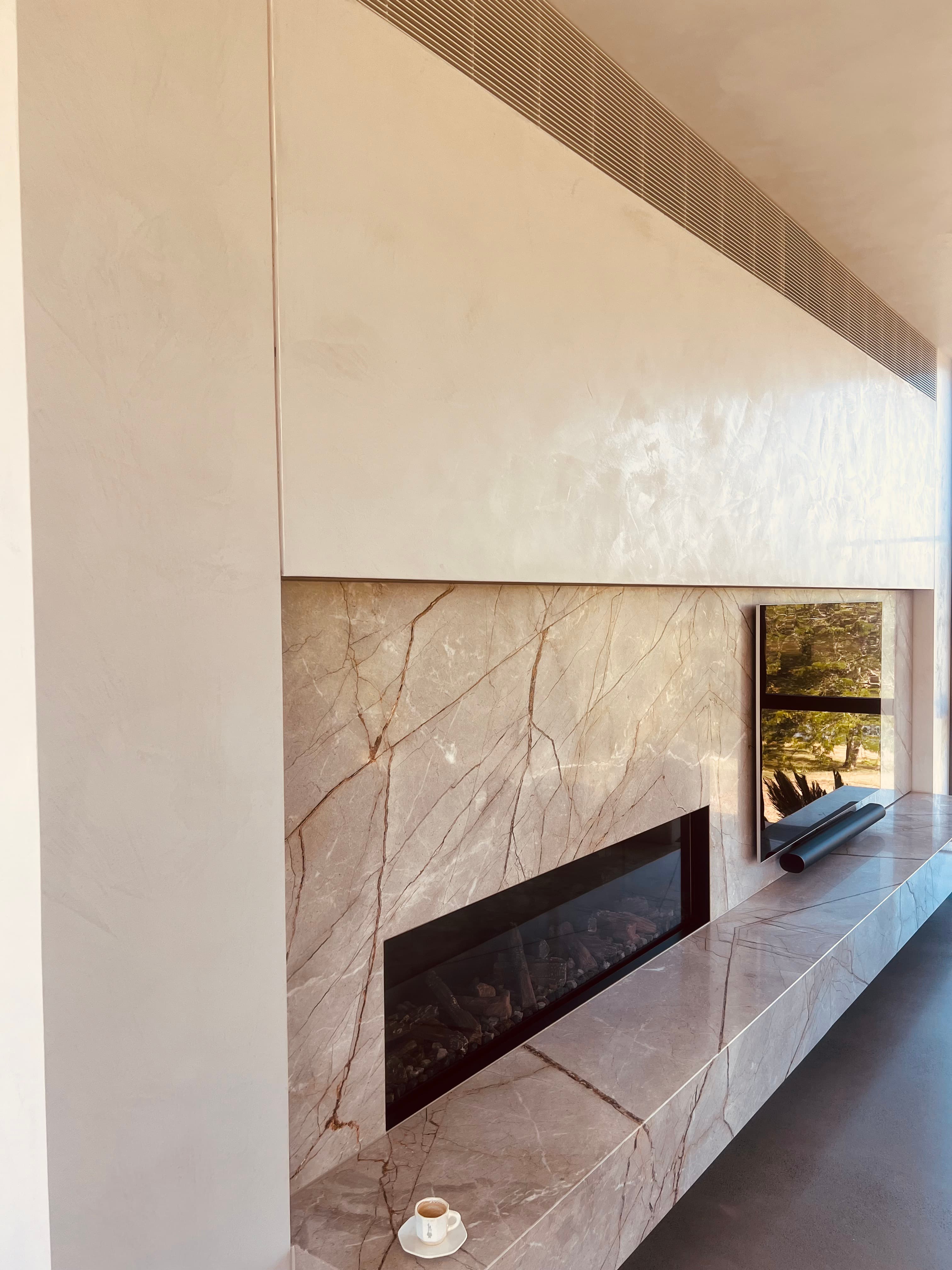 MARMORINO WALLS AND CEILINGS - CHIRNSIDE PARK gallery view 2