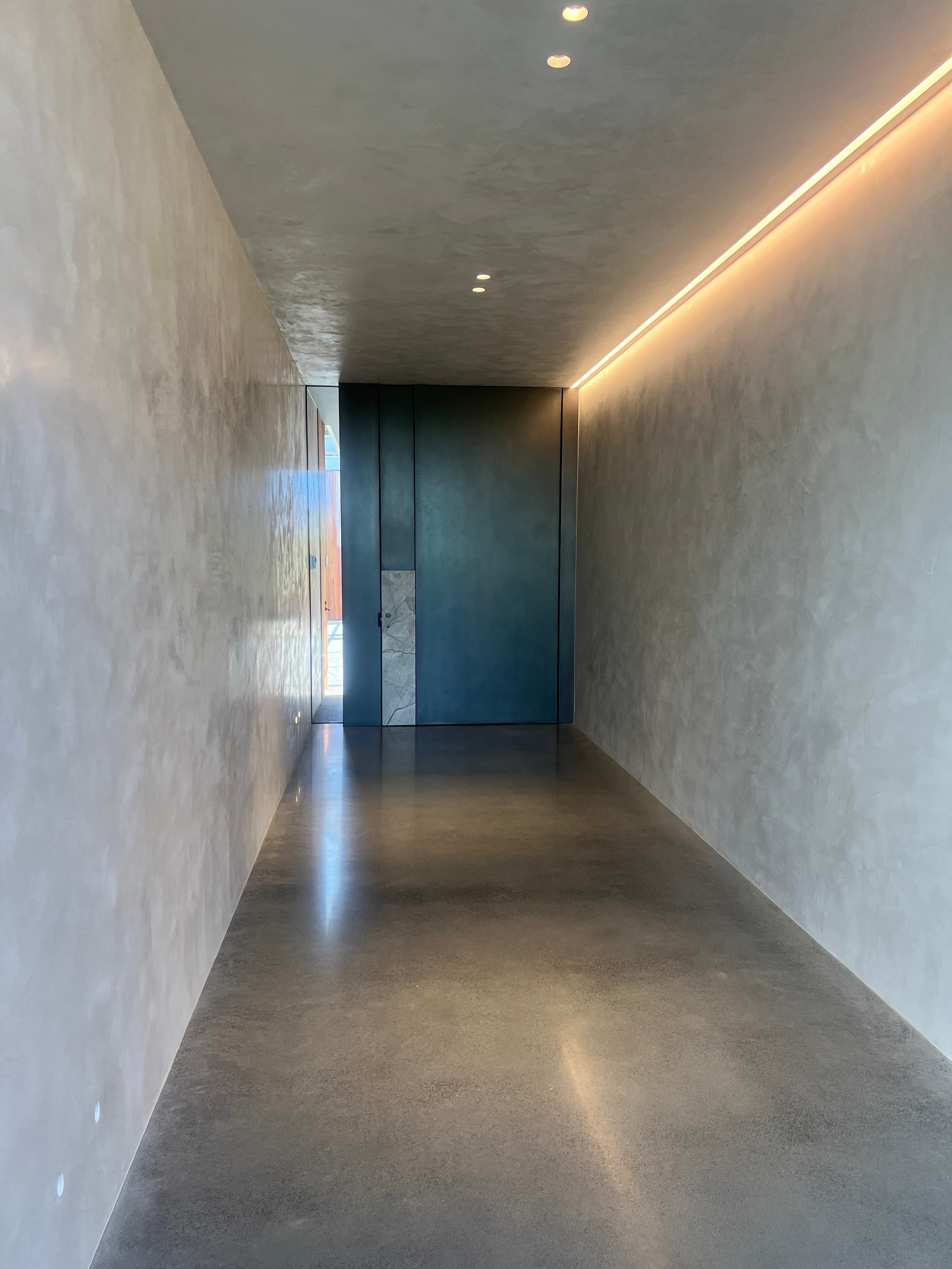 MARMORINO WALLS AND CEILINGS - CHIRNSIDE PARK gallery view 7