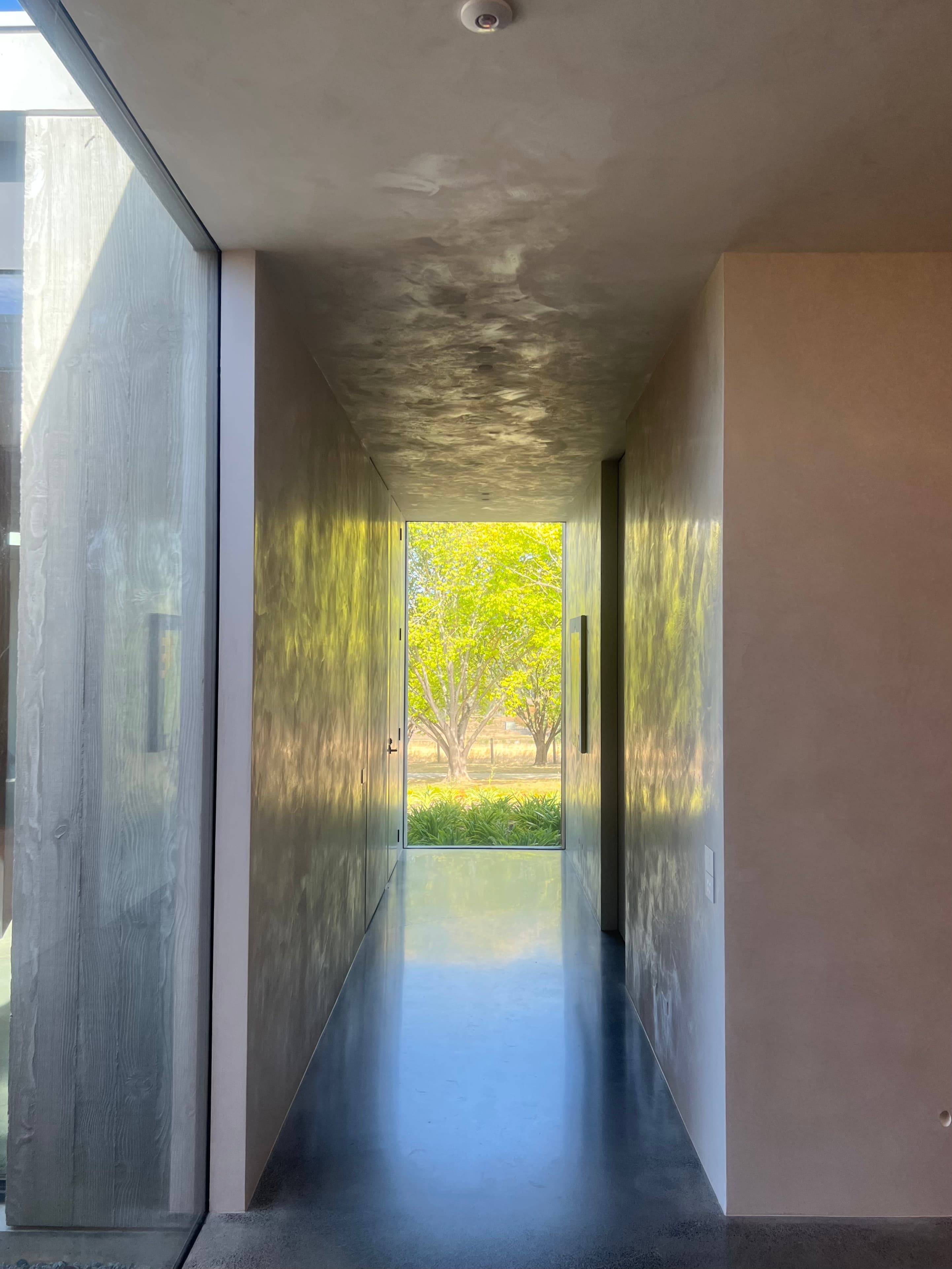 MARMORINO WALLS AND CEILINGS - CHIRNSIDE PARK gallery view 8